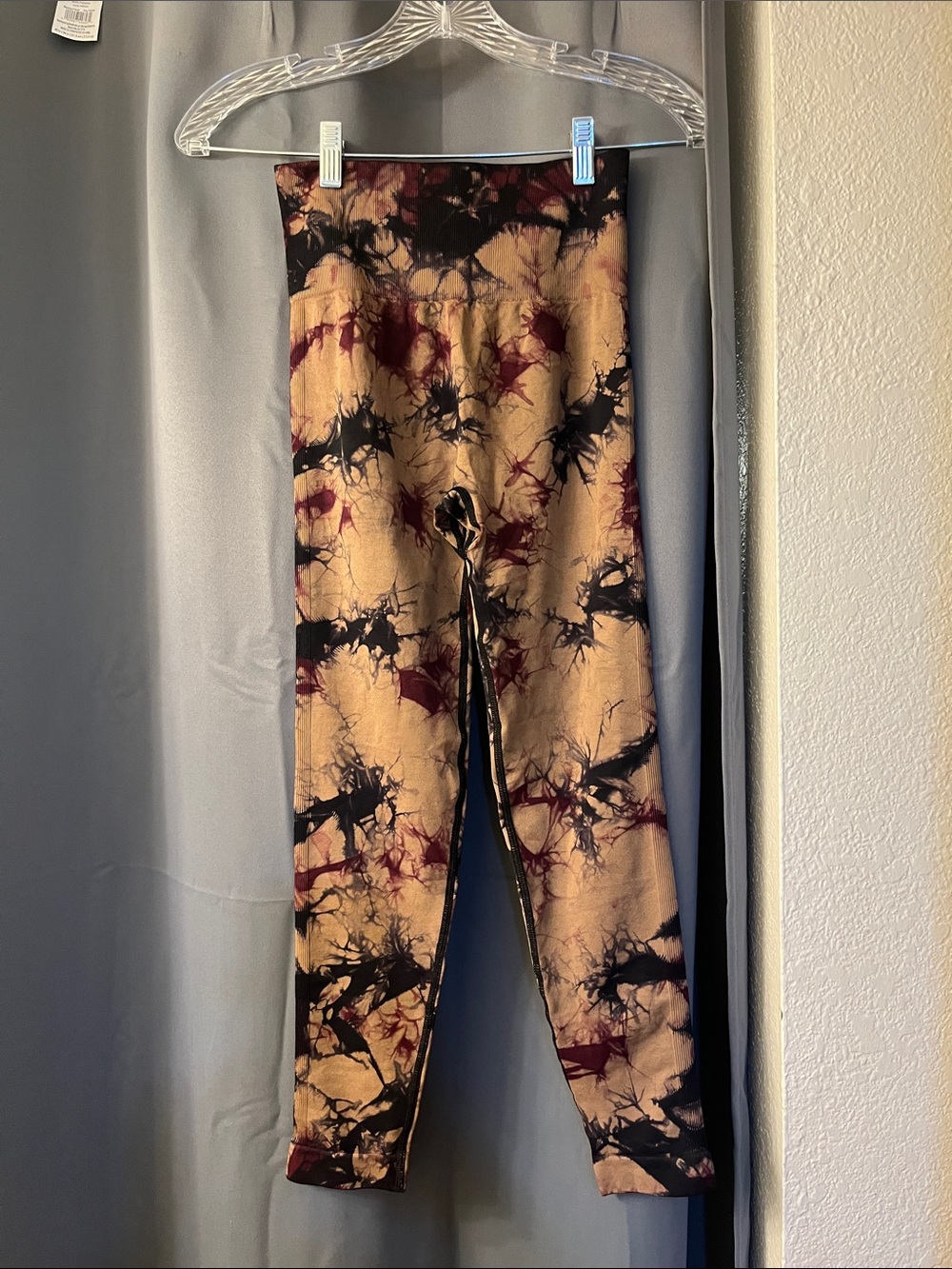Tie-Dye High-Waist Leggings - Tan, Black & Burgundy